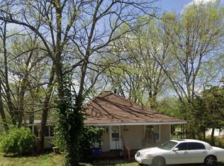 3111 SE Michigan Ave, Topeka, KS 66605