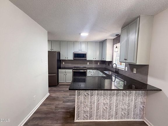 2nd image of 255 Rocky Point Ct