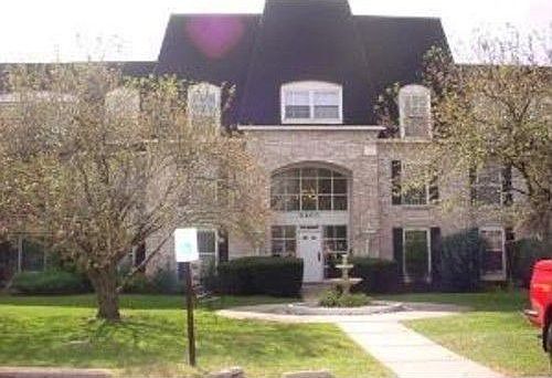 4th image of 5400 Carriageway Dr APT 113