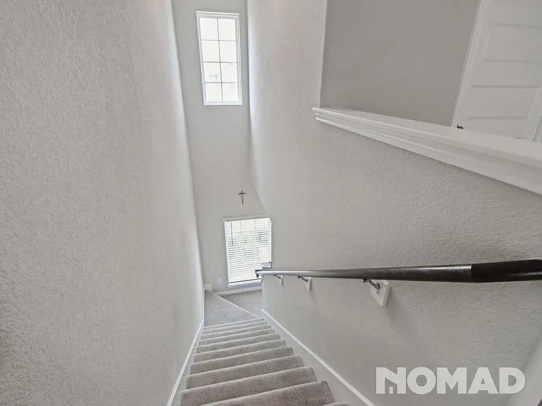 1401 Mount Blanc Path — Photo 8