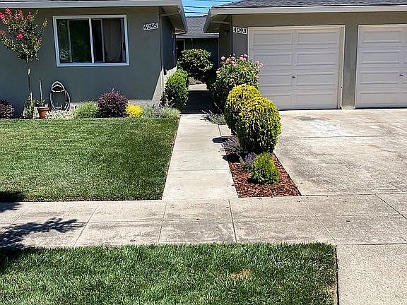 3rd image of 4093 Alberstone Dr