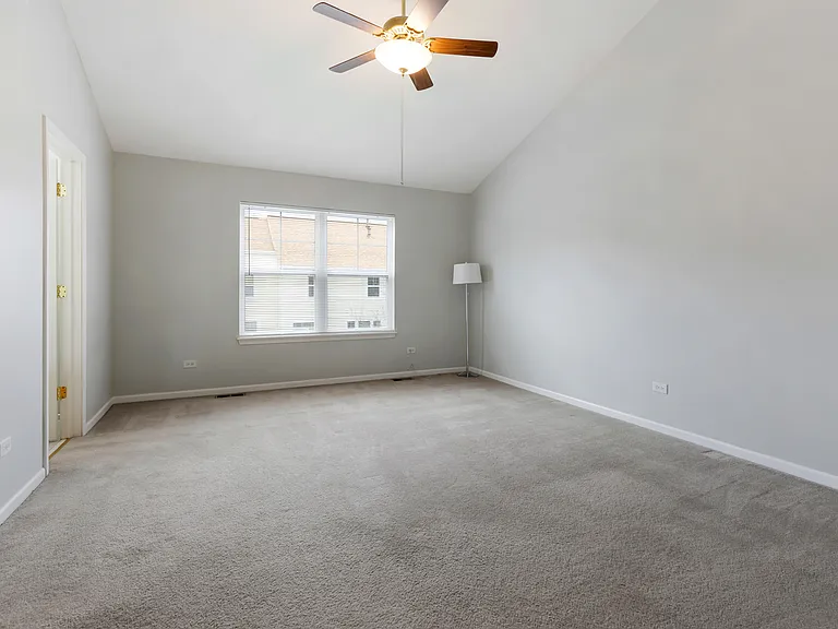 5546 Cambridge Way #5546 — Photo 14