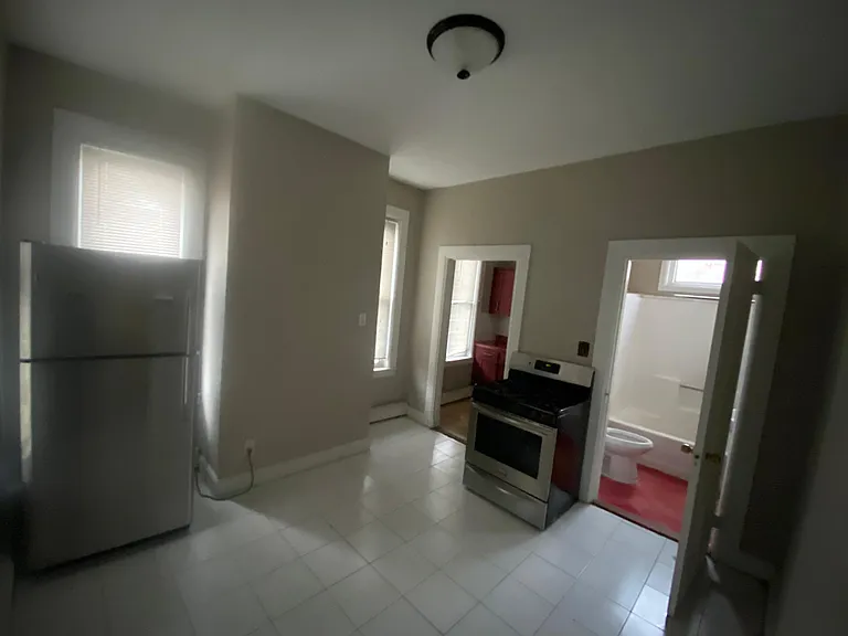 865 Eddy St #1 — Photo 5