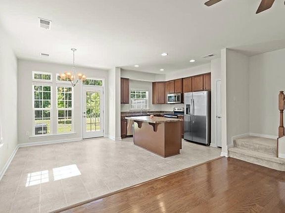 2nd image of 8982 Ringview Dr