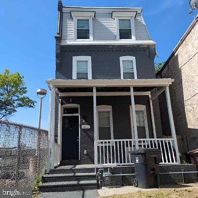 1st image of 1812 W 2nd St