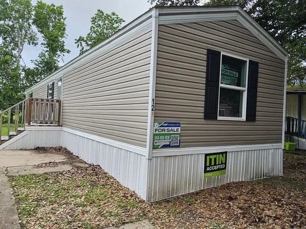 509 Brand Ln Trailer 12, Stafford, TX 77477