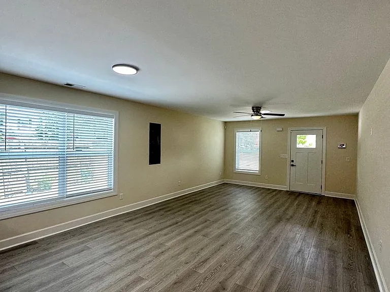 522 Addison Ave — Photo 8