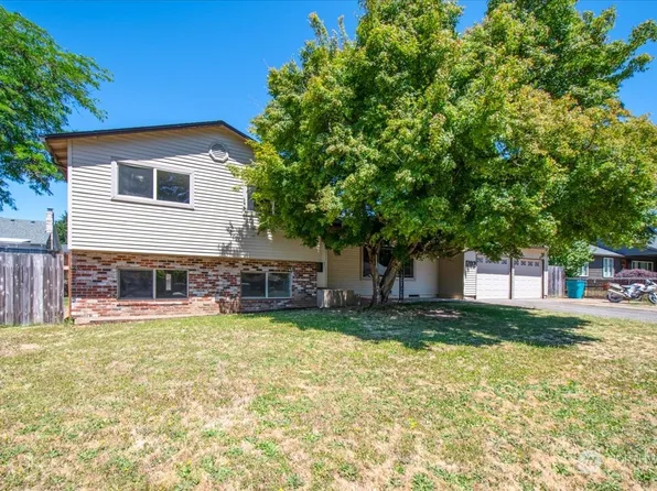 1702 NW 104th Street, Vancouver, WA 98685