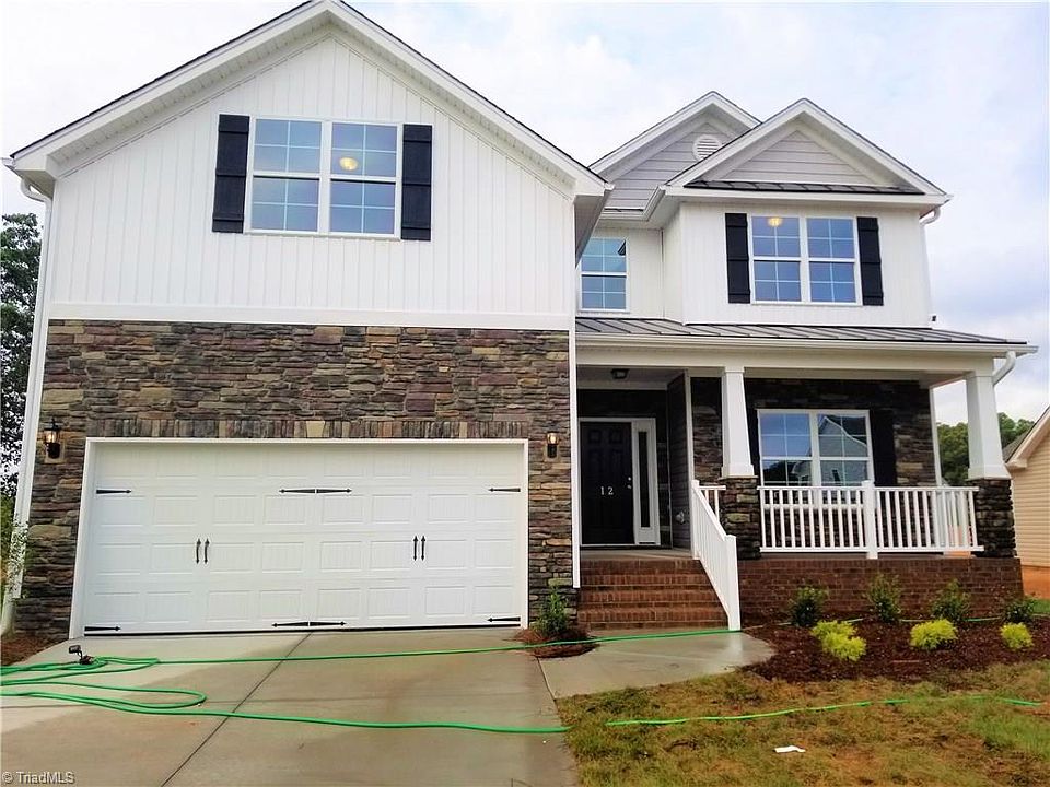 1st image of 12 Cloverfield Ct