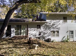 3808 Terrace Dr, Omaha, NE 68134