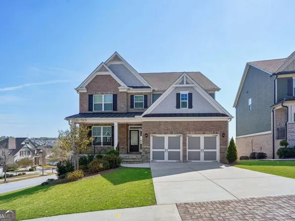 7214 Whitewater Dr, Flowery Branch, GA 30542