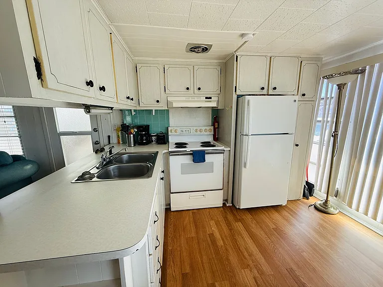 4851 W Gandy Blvd #B3-L15 — Photo 11