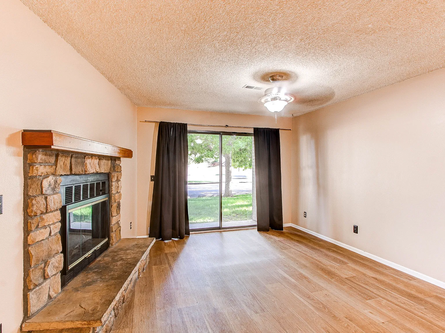 16255 E Alaska Pl - 2 — Photo 4