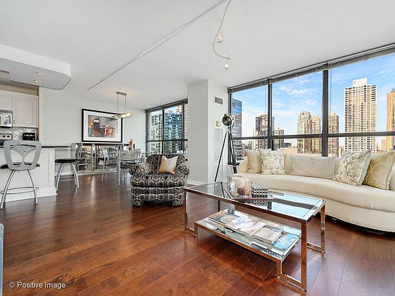 5th image of 405 N Wabash Ave Unit 2113