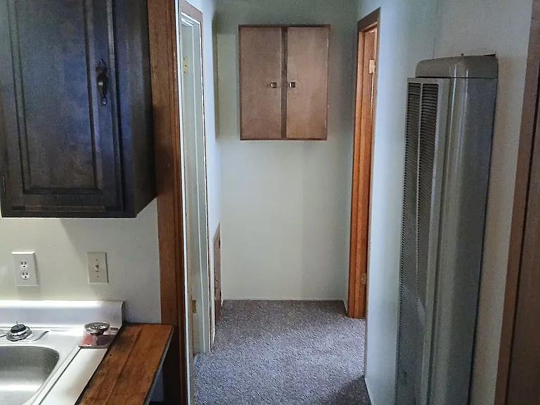 844 Sunset Ln — Photo 4