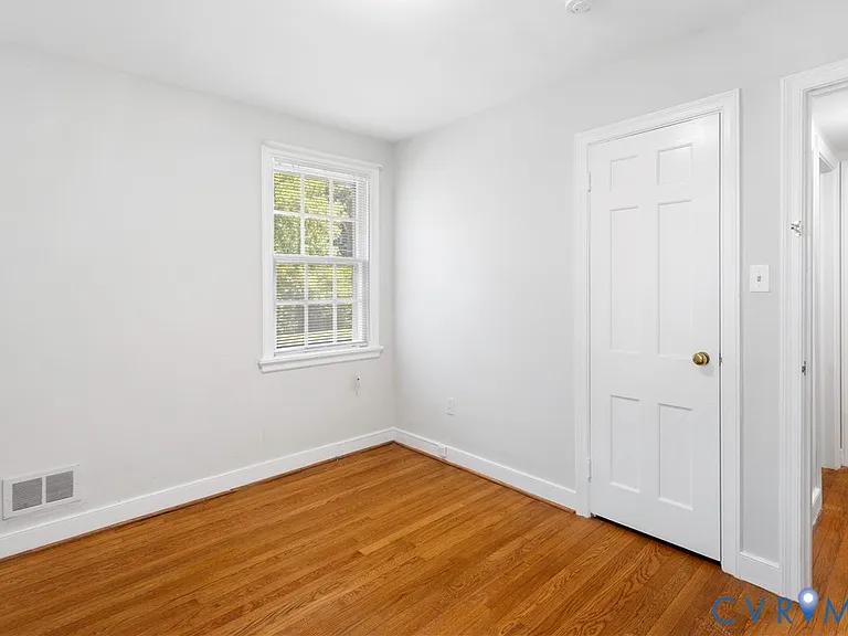 6414 Monument Ave — Photo 20