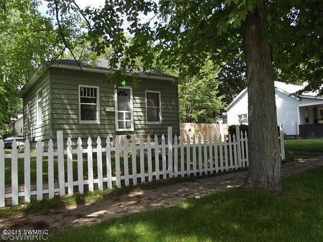 1st image of 303 E Melendy St