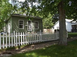 303 E Melendy St, Ludington, MI 49431