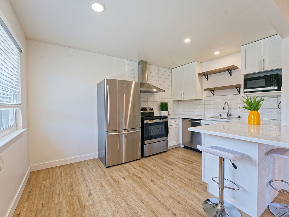1st image of 2144 Royal Dr APT 13