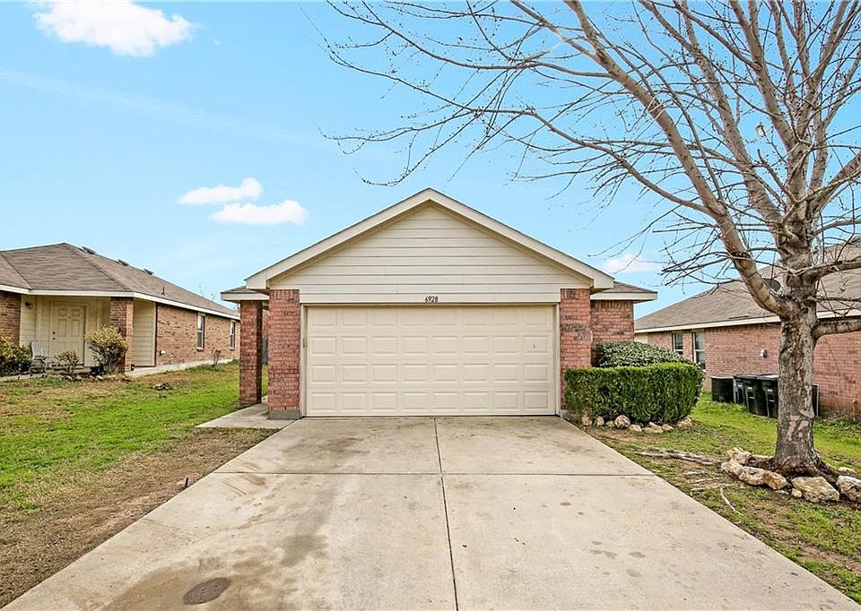 1st image of 6928 Meadow Way Ln