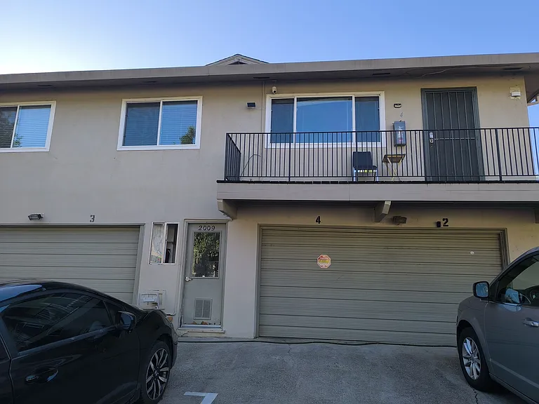 2009 Benita Dr #4 — Photo 10