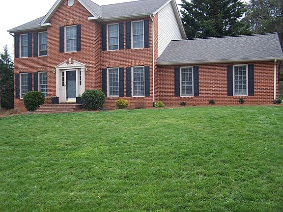 4th image of 233 Apple Ln