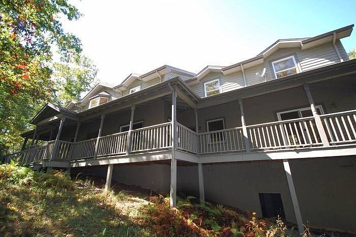 522 Whispering Hills Rd.