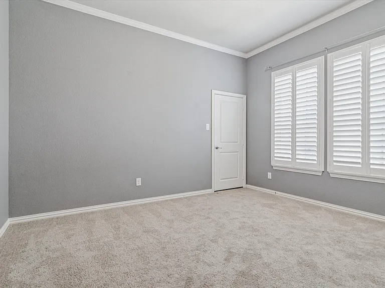 1618 Whirlaway Ct — Photo 18