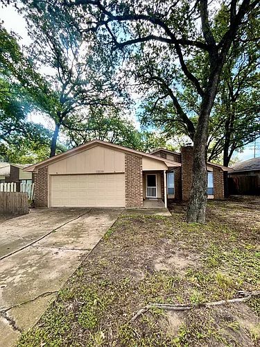 3239 Red Robin Loop Photo 1
