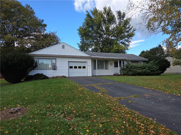 33 S Wheaton Rd, Horseheads, NY 14845