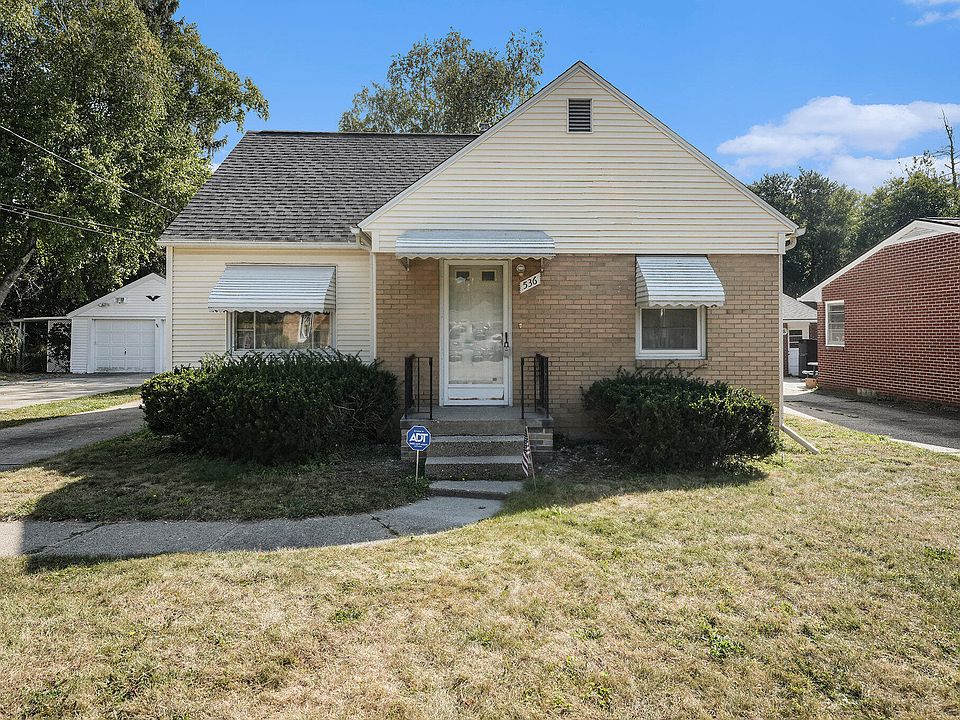 1st image of 536 Charlotte Ave NW