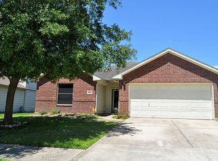 10711 Gold Finch Rd, Baytown, TX 77523