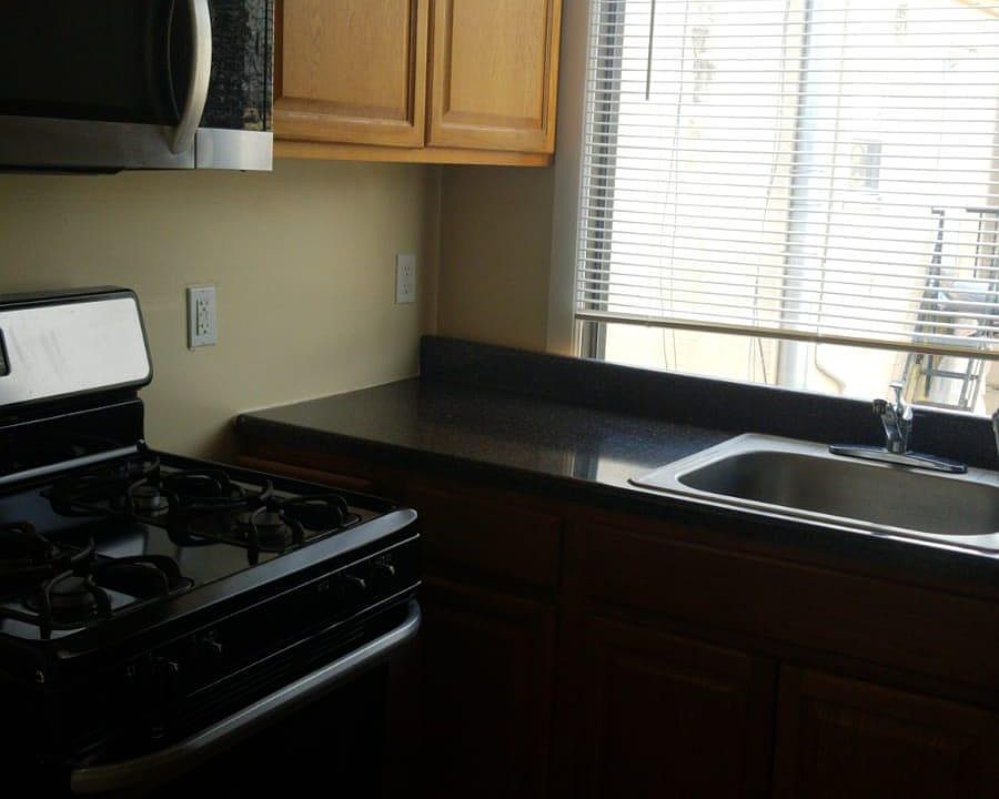 1st image of 1402 Whalley Ave