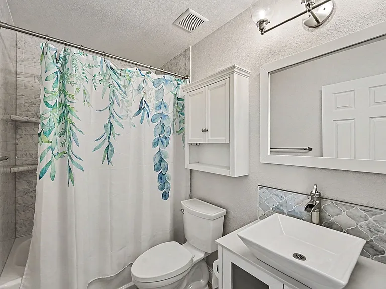 19209 E Dickenson Dr — Photo 19