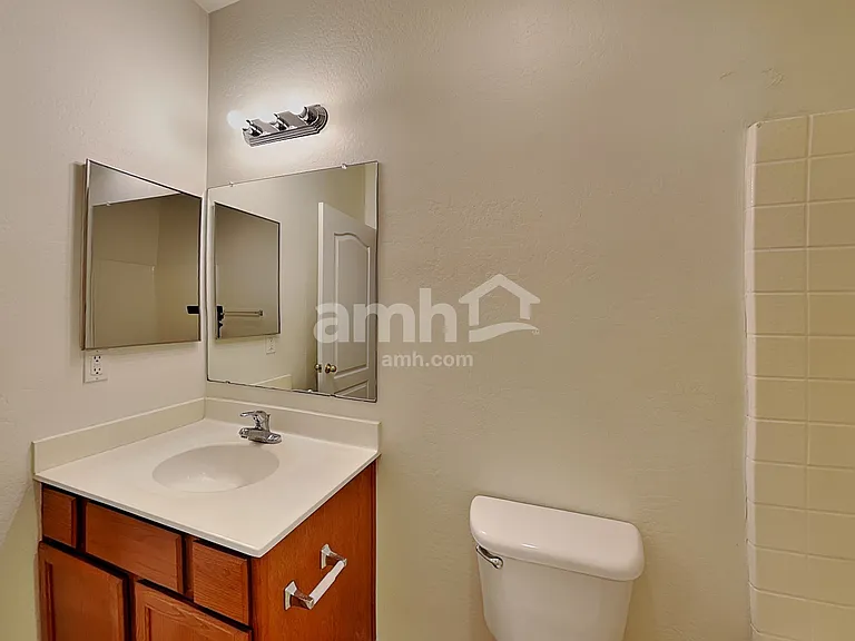 8940 W Olive Ave #140 — Photo 10