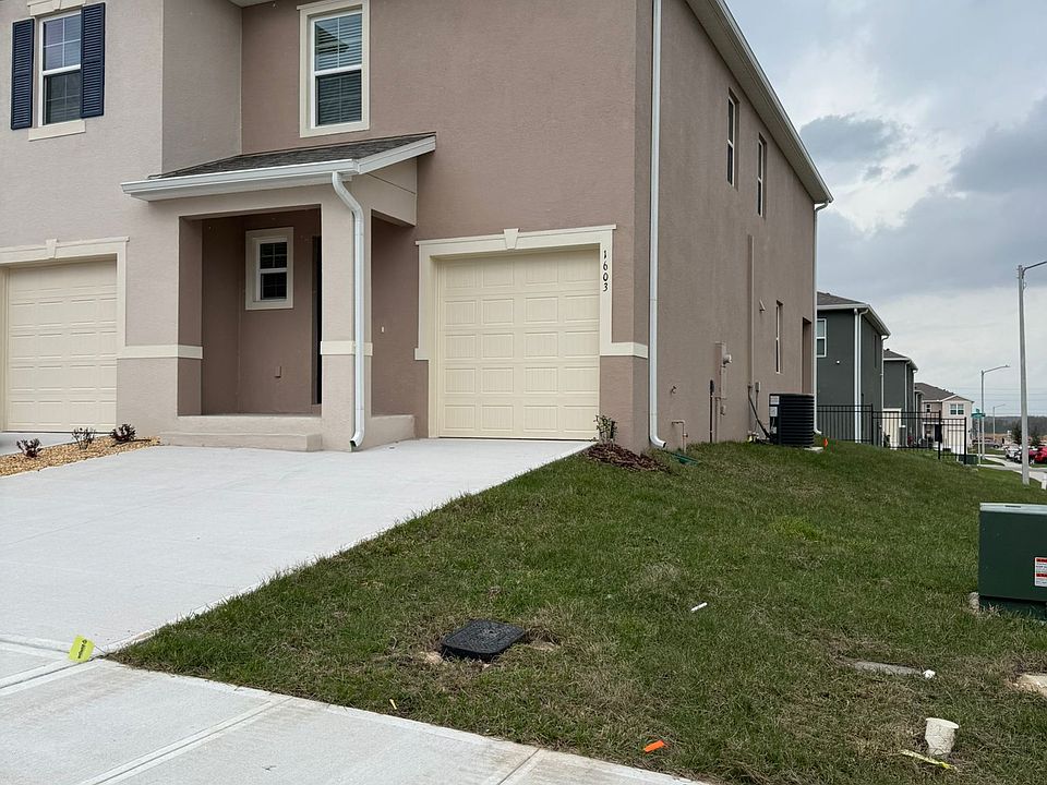 1st image of 1603 Thicket Ave