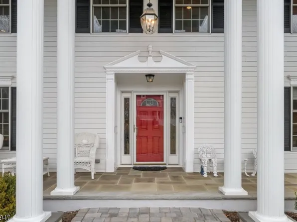 44 Hamilton Dr East, North Caldwell Boro, NJ 07006