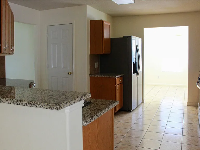 16945 Scenic Knl — Photo 8