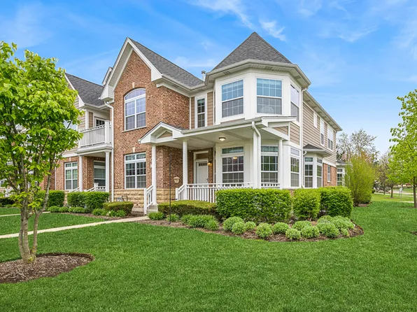 1414 Cornerstone Pl, Schaumburg, IL 60193