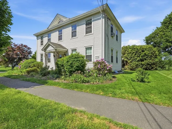 15 Main St, Hatfield, MA 01038