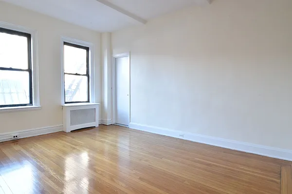 Rented by (Legacy) NY Quality Living Uptown | media 12