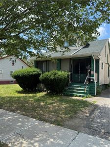 3950 E 121st St, Cleveland, OH, 44105