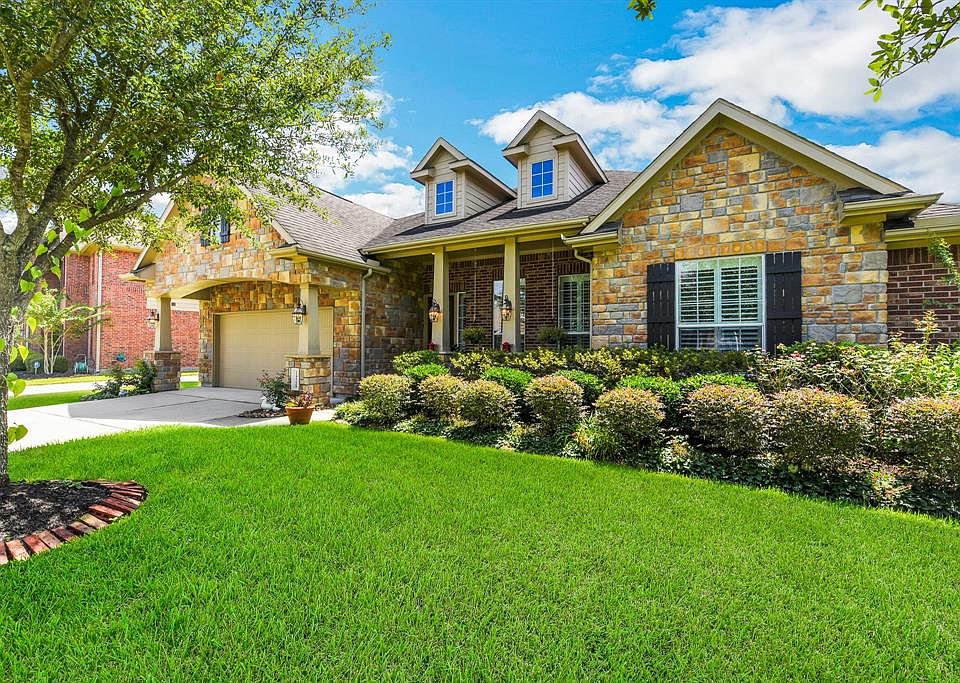 1st image of 24555 Yorktown Heights Dr