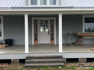 1065 Buxkemper Rd, Fayetteville, TX 78940