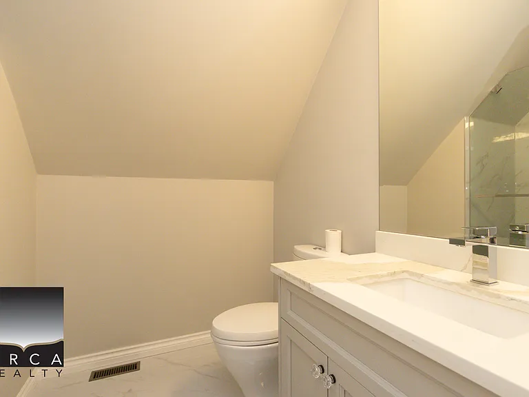6858 Wiltshire St — Photo 39