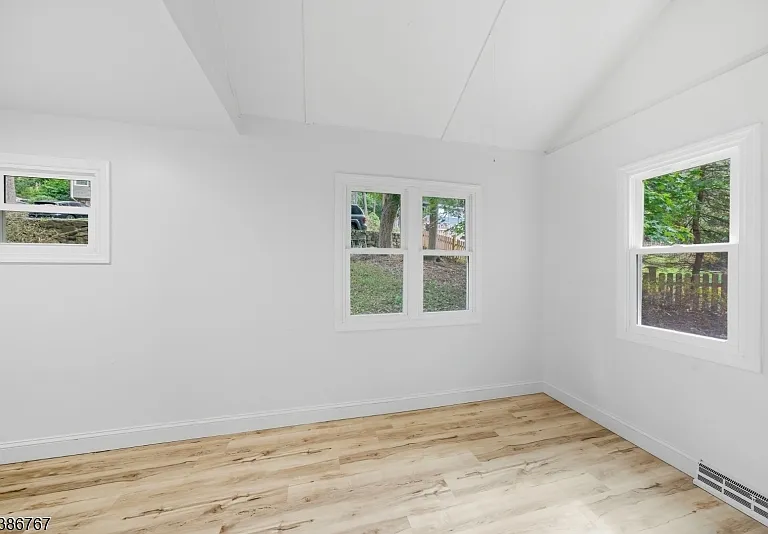 330 Springbrook Trl — Photo 21