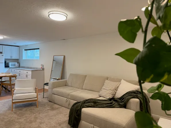 (undisclosed Address), Sandy, UT 84094