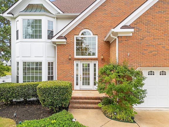 5th image of 7806 Dunwoody Dr
