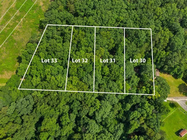 30-33 Indian Trl NE, Dalton, GA 30721