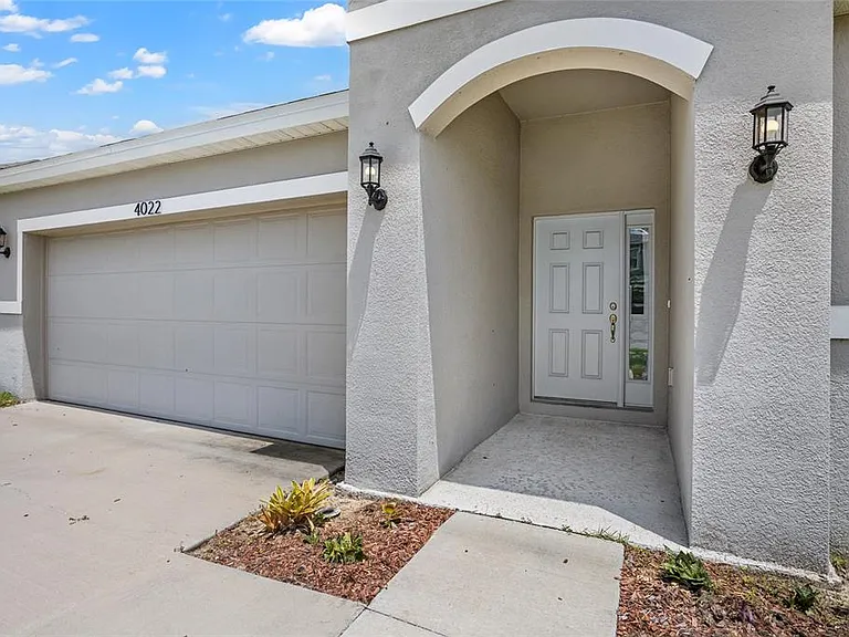 4022 Alissa Ln — Photo 3